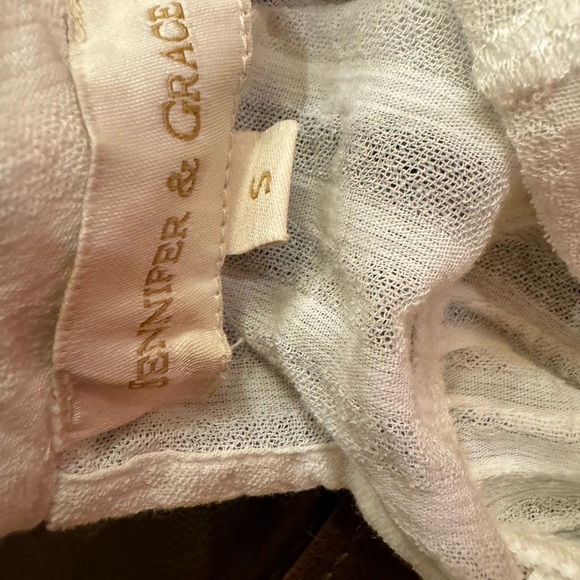 Jennifer & Grace White Lace Top Size Small - Picture 4 of 4